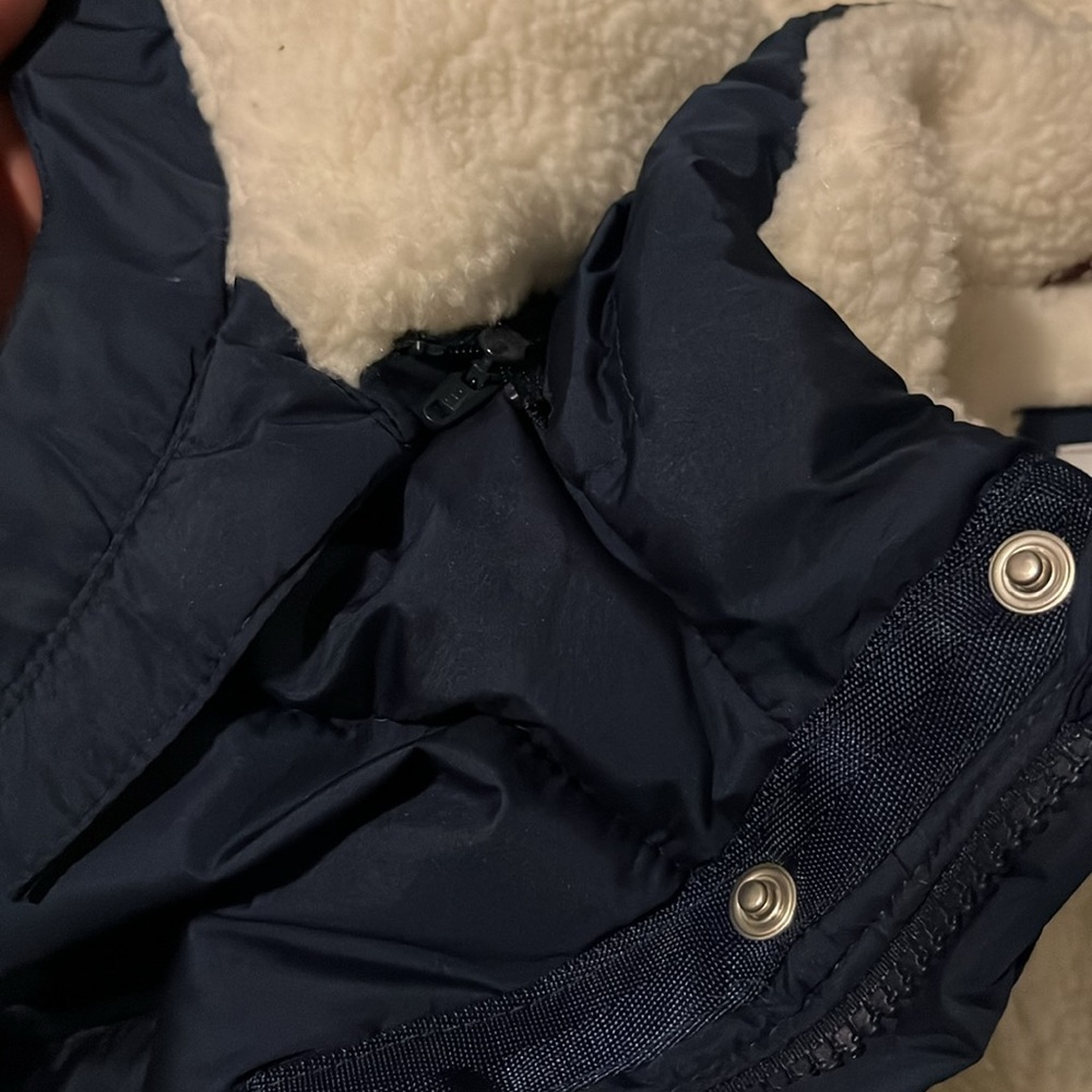 Gap Jacket Coat 5 years cold control max 🤍❄️ like new - Picture 8 of 10